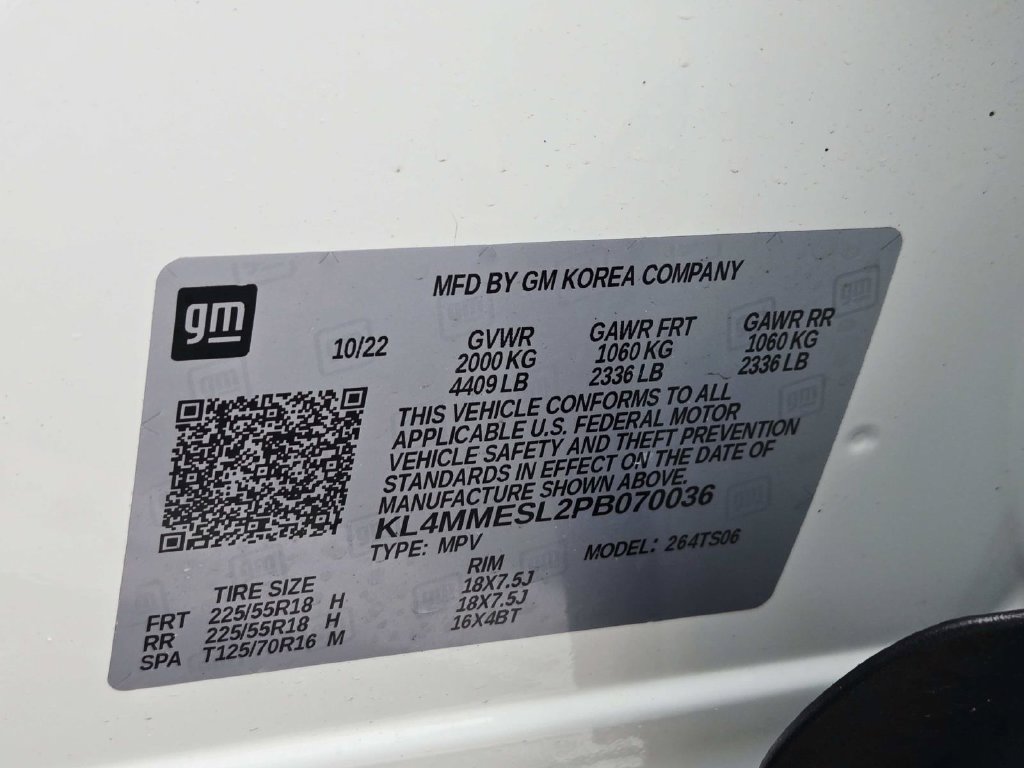 Used 2023 Buick Encore GX Select AWD/4WD image 34