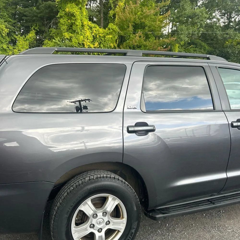 Used 2016 Toyota Sequoia SR5 AWD/4WD image 9