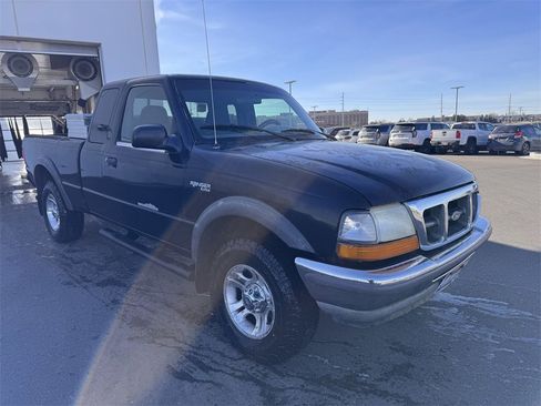 Used 2000 Ford Ranger XLT image 2