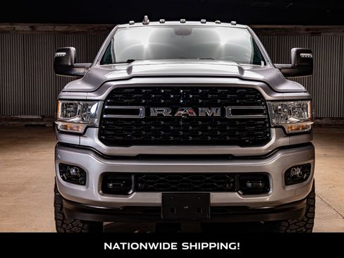 Used 2024 RAM 3500 Big Horn w/ Sport Appearance Package image 4