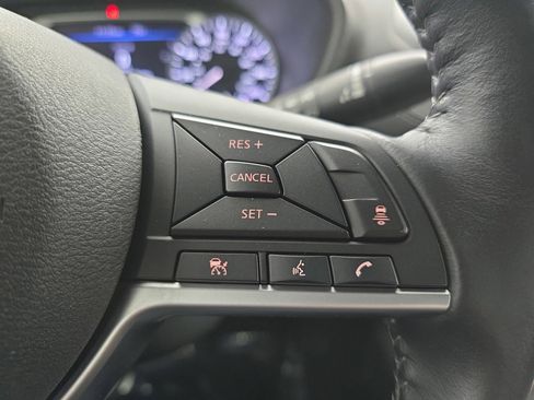 Used 2021 Nissan Sentra SV FWD image 32