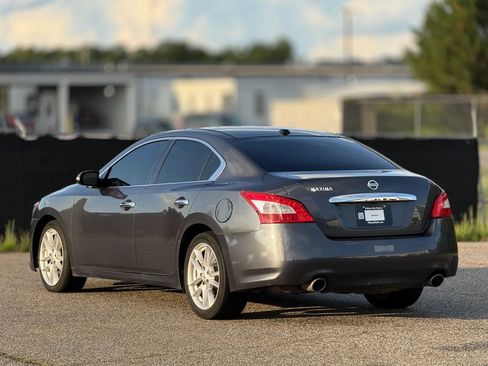 Used 2011 Nissan Maxima 3.5 SV w/ Premium Pkg FWD image 10