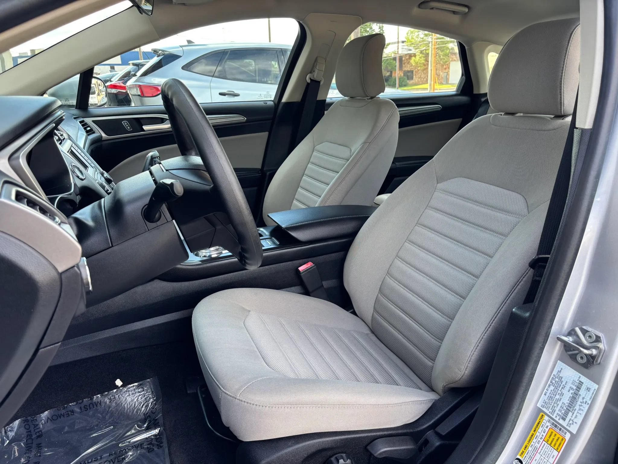 Used 2018 Ford Fusion S FWD image 13