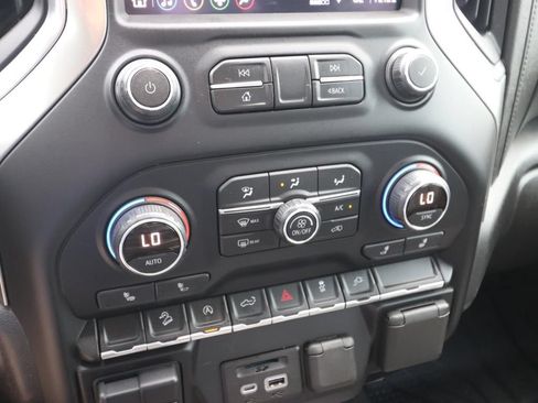 Used 2019 Chevrolet Silverado 1500 LT w/ All-Star Edition AWD/4WD image 21