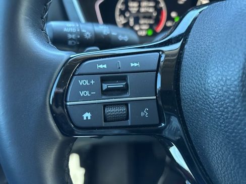 Certified 2024 Honda Pilot Touring image 27