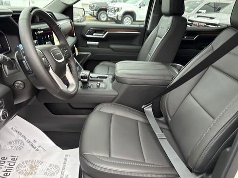 New 2026 GMC Sierra 1500 Denali image 9