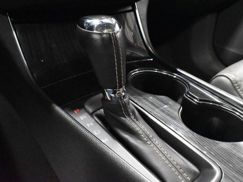 Used 2019 Chevrolet Impala LT image 20