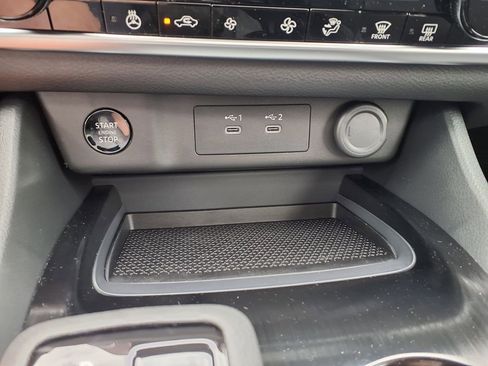 New 2026 Nissan Rogue SV AWD/4WD image 32