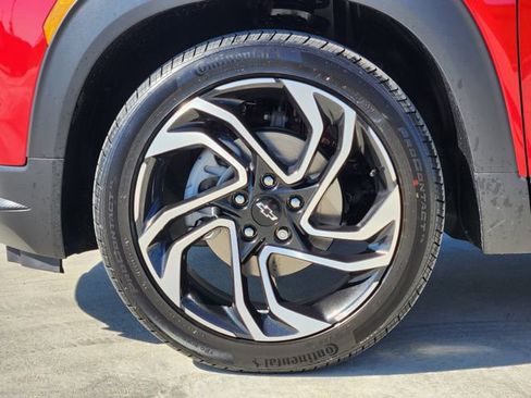 New 2026 Chevrolet TrailBlazer RS w/ Convenience Package FWD image 9