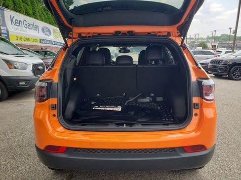 Used 2026 Jeep Compass Limited AWD/4WD image 16