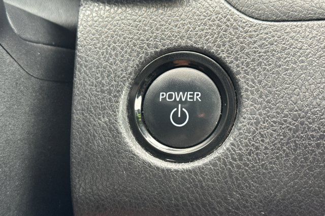 Used 2025 Toyota Camry LE FWD image 24