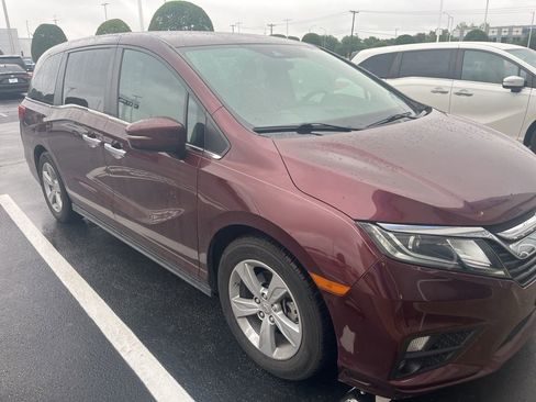 Used 2019 Honda Odyssey EX image 3