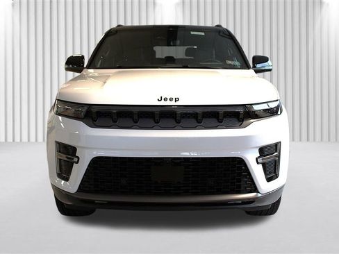 New 2026 Jeep Grand Wagoneer L Summit AWD/4WD image 33