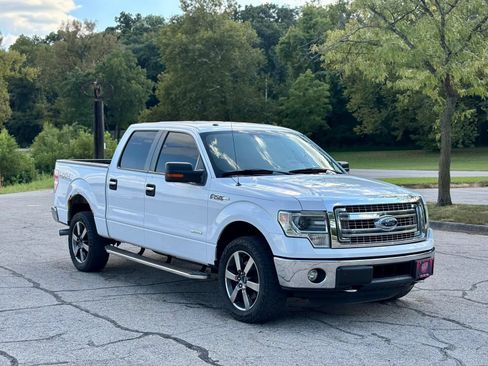 Used 2014 Ford F150 XLT w/ Equipment Group 302A Luxury AWD/4WD image 3