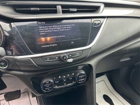 Used 2021 Buick Encore GX Essence w/ Experience Buick Package FWD image 23