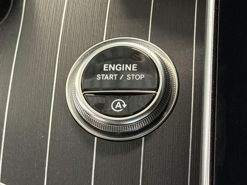 Certified 2026 Mercedes-Benz C 300 4MATIC Sedan image 17
