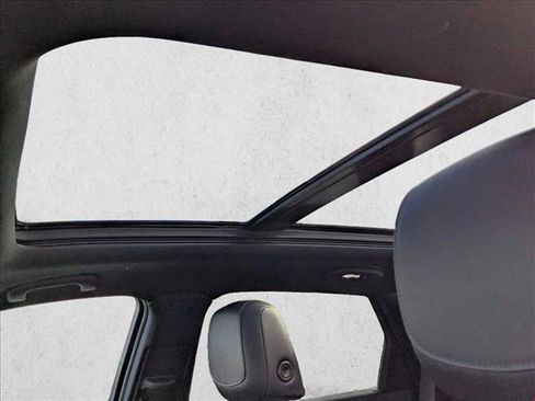 Used 2021 Cadillac XT5 Premium Luxury image 17