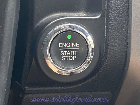 Certified 2017 Ford Expedition Platinum image 25