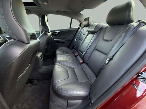 Used 2011 Volvo S60 T6 image 13
