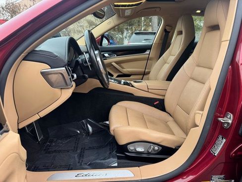 Used 2016 Porsche Panamera 4 image 9