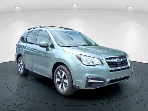 Used 2017 Subaru Forester 2.5i Premium w/ All-Weather Package AWD/4WD image 1