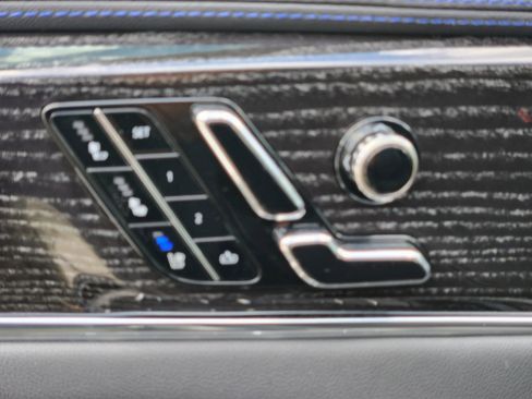 New 2025 Cadillac Escalade IQ Luxury 1 w/ Smart Trailering package image 23