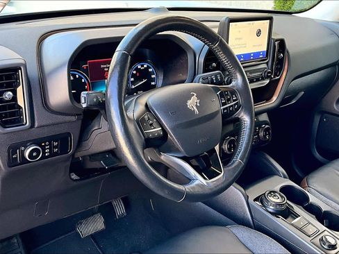 Used 2023 Ford Bronco Sport Outer Banks AWD/4WD image 18