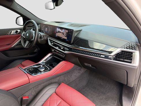 Used 2025 BMW X6 M60i image 15