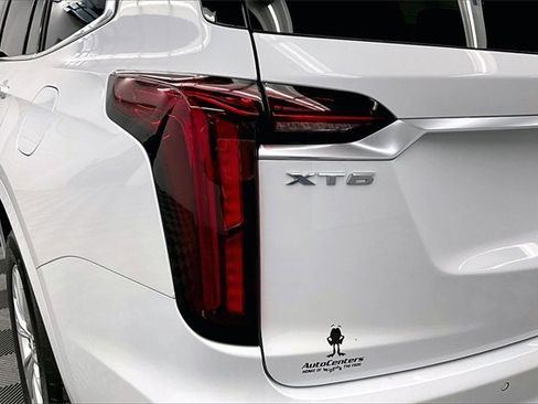 Used 2024 Cadillac XT6 Luxury image 34