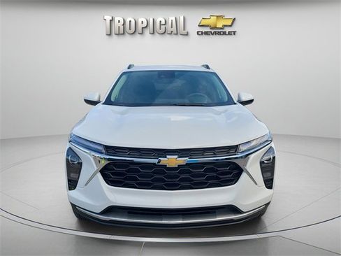 New 2026 Chevrolet Trax LT image 8