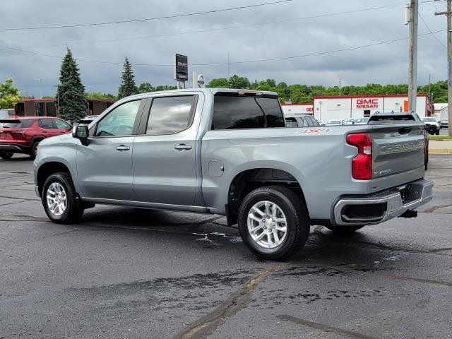 Used 2024 Chevrolet Silverado 1500 LT AWD/4WD image 3