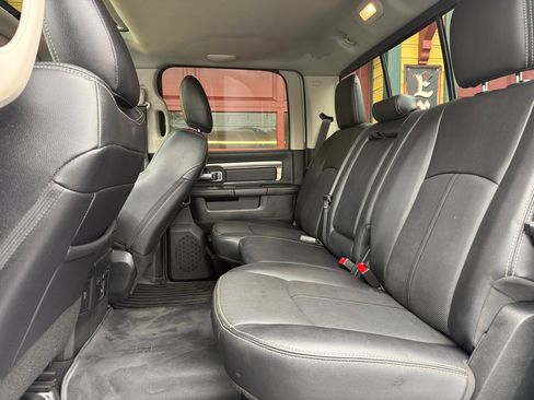 Used 2018 RAM 2500 Laramie w/ Sport Appearance Group image 17