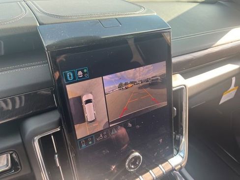 New 2026 GMC Yukon XL Elevation image 24