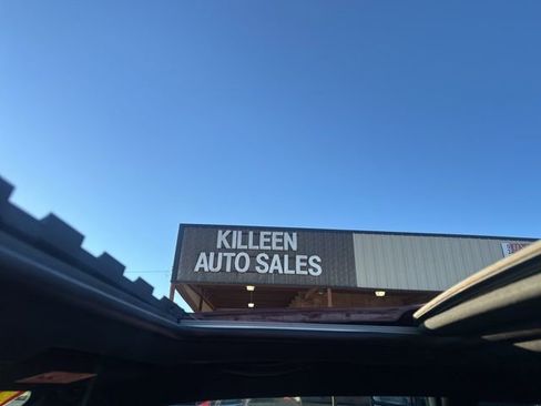 Used 2017 Dodge Challenger SRT Hellcat image 34