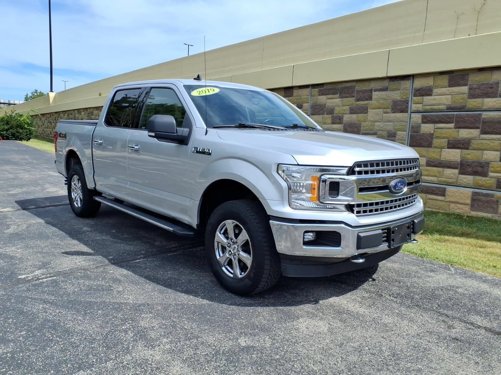 Used 2019 Ford F150 XLT w/ Equipment Group 301A Mid AWD/4WD image 2