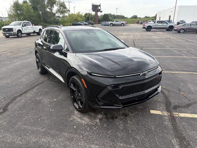 Used 2026 Chevrolet Equinox EV RS w/ Convenience Package II AWD/4WD image 8