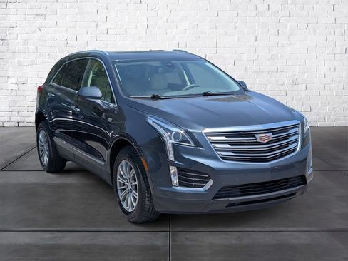 Used 2019 Cadillac XT5 Luxury w/ Advanced Security Package FWD image 2