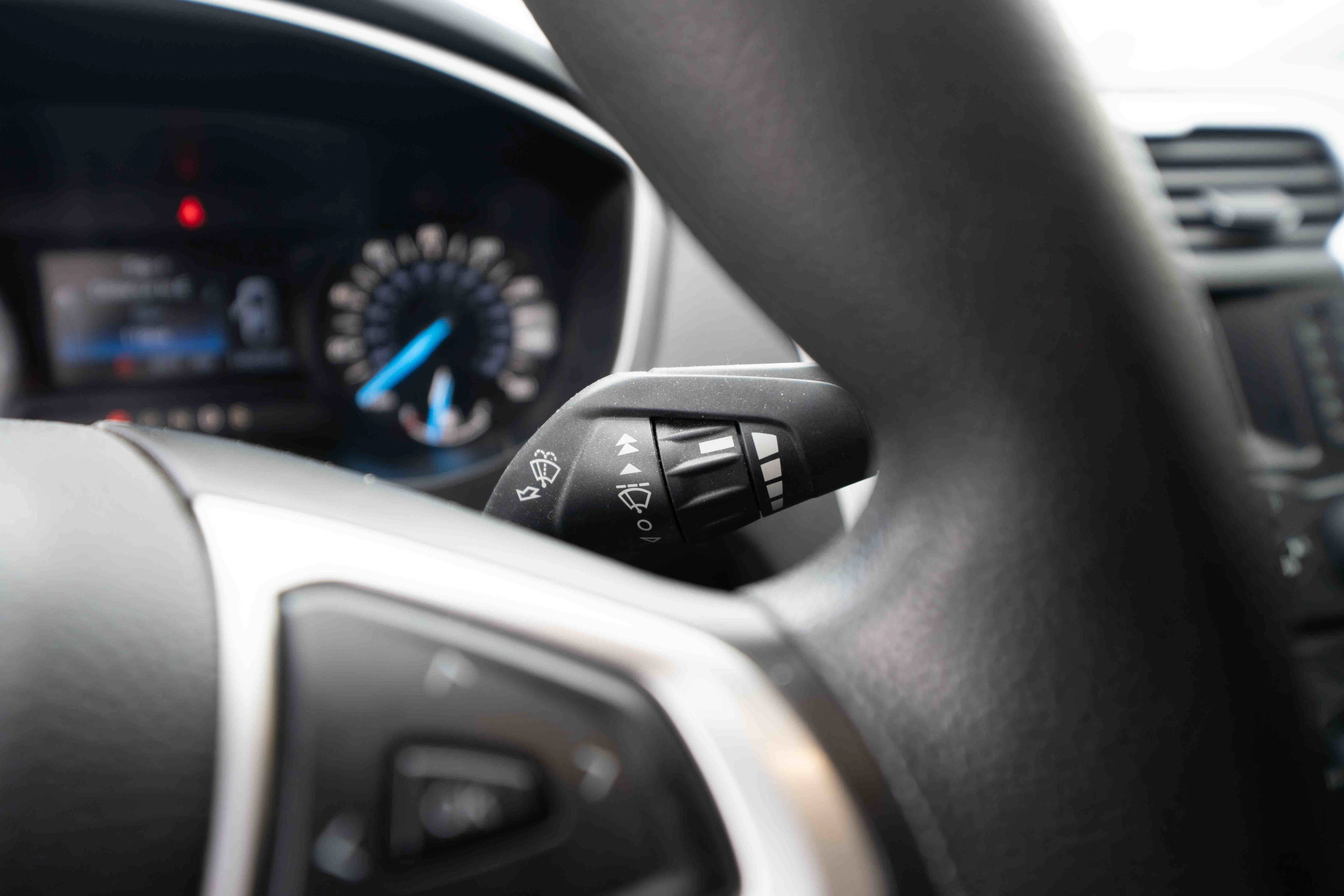 Used 2014 Ford Fusion SE FWD image 14
