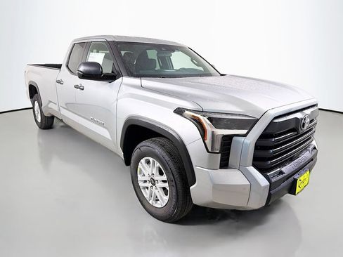 New 2026 Toyota Tundra SR5 AWD/4WD image 3