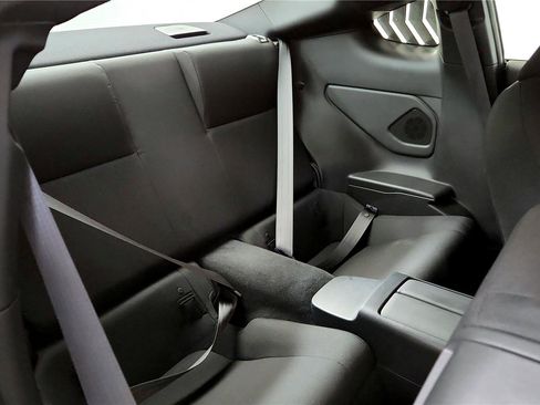 Certified 2025 Toyota GR86 w/ ALL Weather Mat Package (TMS) image 28