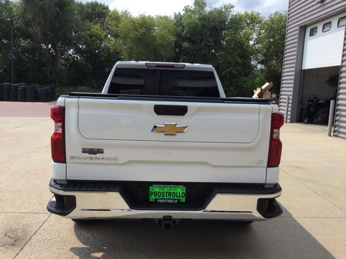 Used 2022 Chevrolet Silverado 1500 LT AWD/4WD image 4