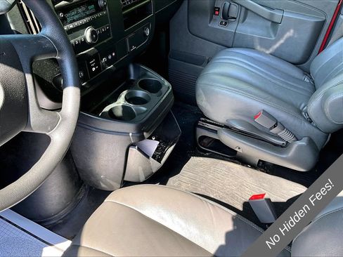 Used 2020 Chevrolet Express 3500 LS RWD image 12