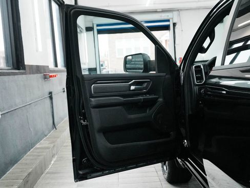 Used 2023 RAM 1500 Big Horn AWD/4WD image 10
