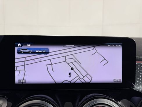 Certified 2025 Mercedes-Benz GLB 250 4MATIC image 29