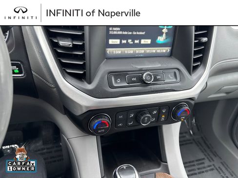 Used 2017 GMC Acadia SLE image 17