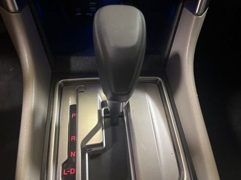 Used 2021 Subaru Forester Premium image 32