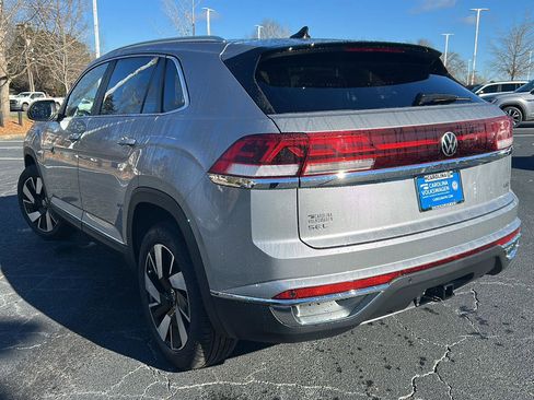 New 2026 Volkswagen Atlas Cross Sport SEL image 4