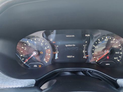 Used 2023 Jeep Compass Sport image 16