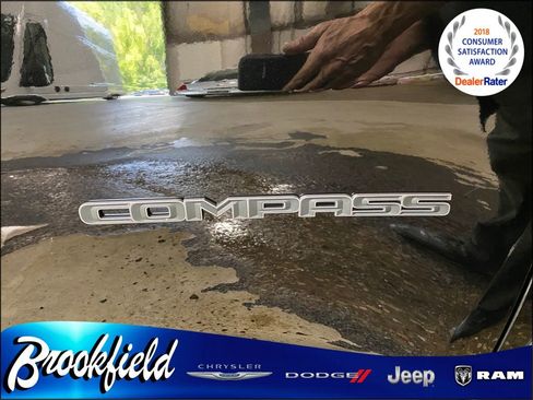 New 2025 Jeep Compass Limited w/ Sun & Sound Group image 10