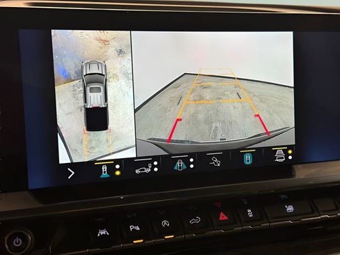 Certified 2022 Chevrolet Silverado 1500 LTZ image 38